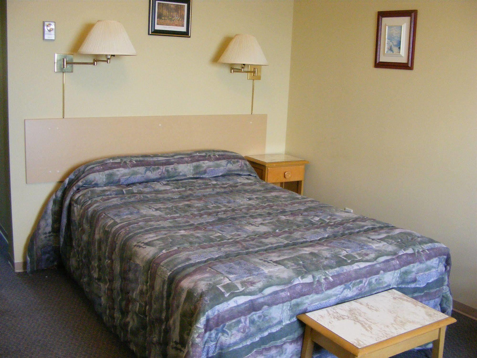 Hotel Motel Bon Accueil Riviere-la-Madeleine Ngoại thất bức ảnh